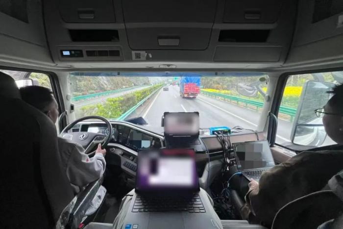 东风商用车：TA们一路闯关，实力给到“夯”