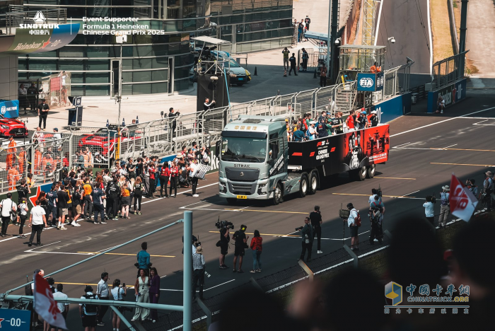 从F1赛道到世界公路，中国重汽破界诠释卡车文化新高度
