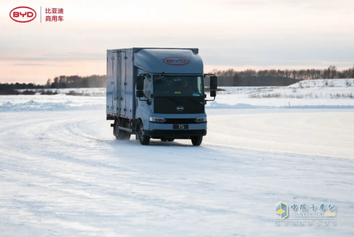 零下36.4℃！比亚迪商用车完成2025黑河极寒测试