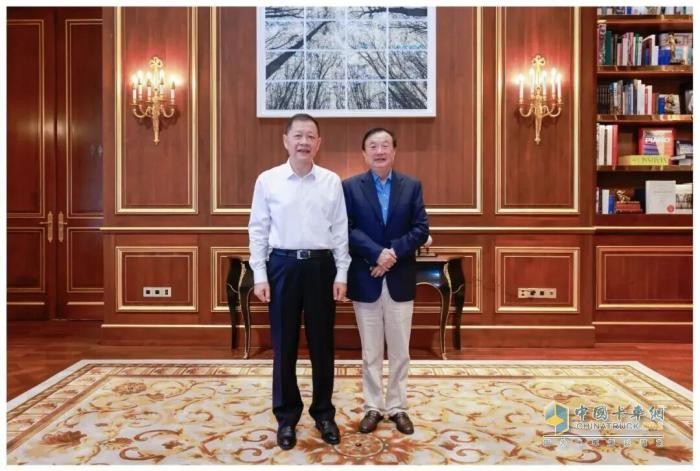 东风汽车与华为高层会谈，共商深化合作新蓝图
