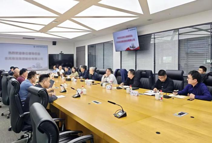 东风商用车：战略签约200辆 三方战略协同、深化合作