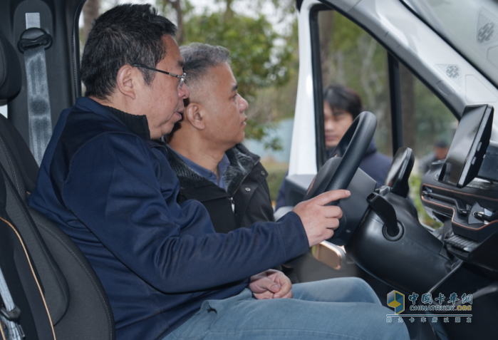 新节点，新阶段 创维鸿途新车投放评审试驾会圆满举行