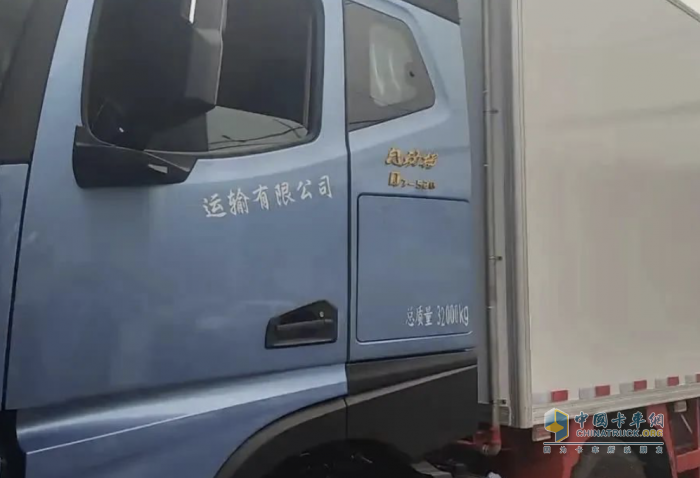 海鲜运输时效快、更节油！朱总格外看好江淮重卡“冰鲜1号”