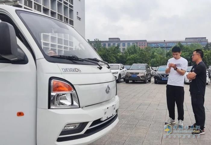长安跨越组织开展跨越者D5增程车型用户驾评活动