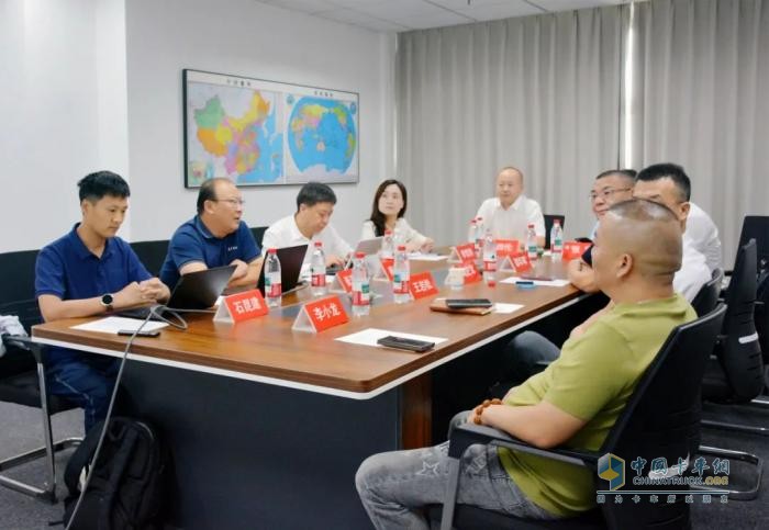 80辆港口牵引车签约，新赛道驱动宁波港口物流价值升级