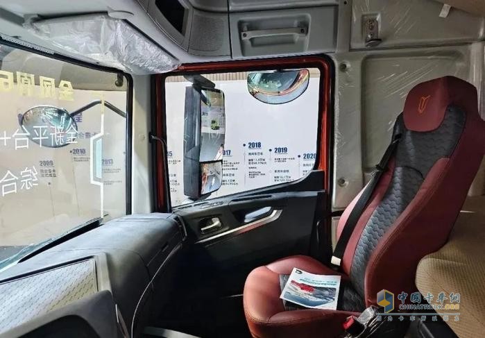 39.99万元买630马力燃气车 还送一台奇瑞冰淇淋！看奇瑞商用车全新“金凤凰”重卡