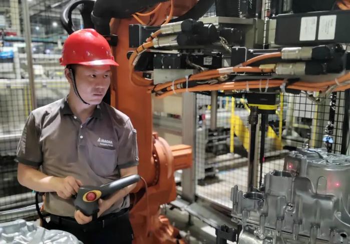 江铃集团：近千万效益！一位市级劳模的产线“闯关记”