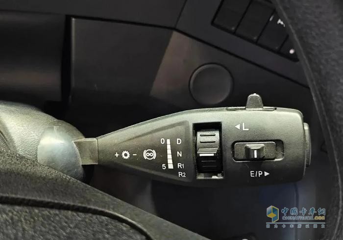 39.99万元买630马力燃气车 还送一台奇瑞冰淇淋！看奇瑞商用车全新“金凤凰”重卡