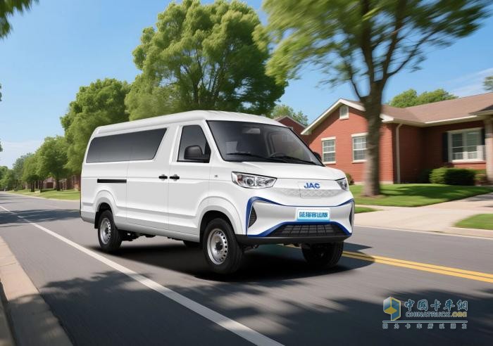 跑网约、送快递、做生意……开蓝猫客运版的都说不错