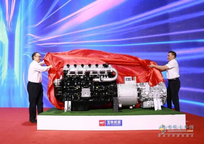 2025年全国科技工作者日玉林市主场活动暨玉柴低碳智能动力发布会成功举办