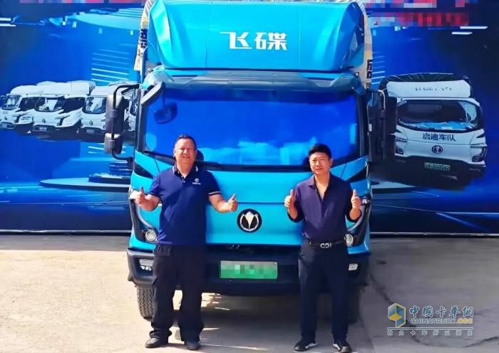 暴雨中稳如磐石！飞碟EW7硬核表现获卡友点赞