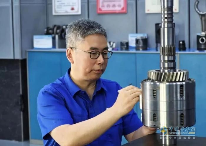 山东重工1人！2025年“大国工匠年度人物”入围人选揭晓