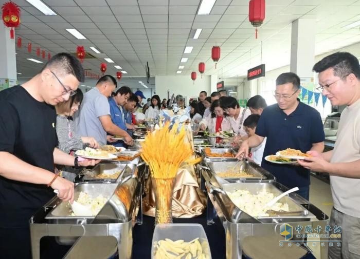 聚爱，向上！ 解放动力大柴工厂第四届员工家庭日活动暖心绽放