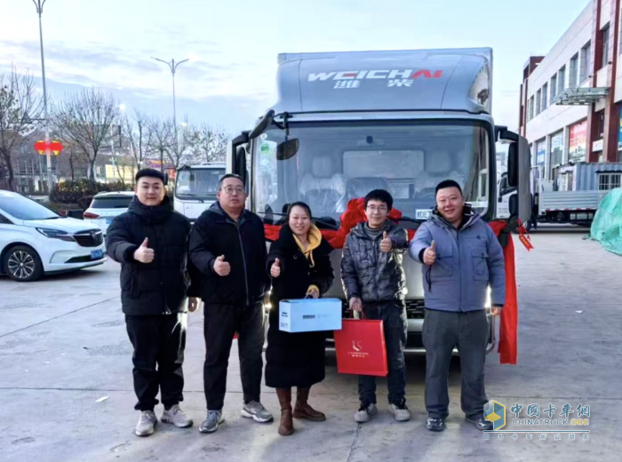 潍柴蓝擎X7-LNG首车交付，内蒙用户亲鉴硬核实力！