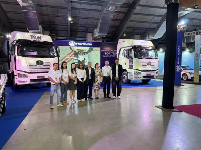 一汽解放携J6P与虎VR重磅亮相第三届缅甸国际车展