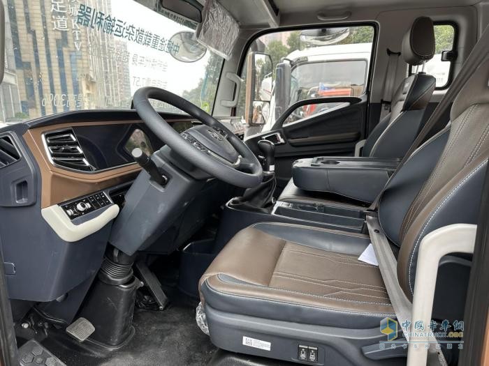 重载运输专属中卡 福田圣龙ES5 Pro运输车“六大超能”硬核出圈