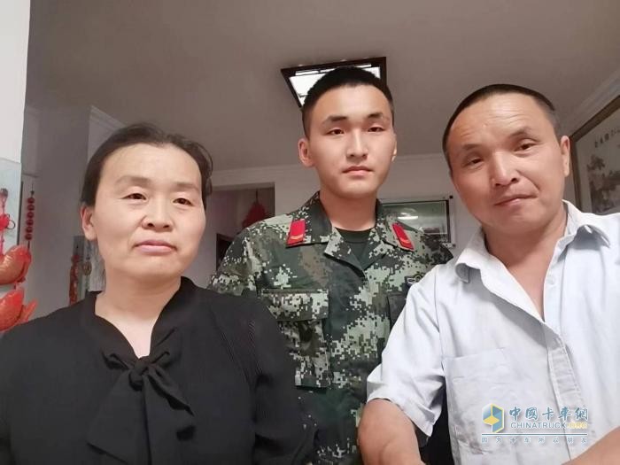 不渝之选 五辆东风轻型车撑起致富生活