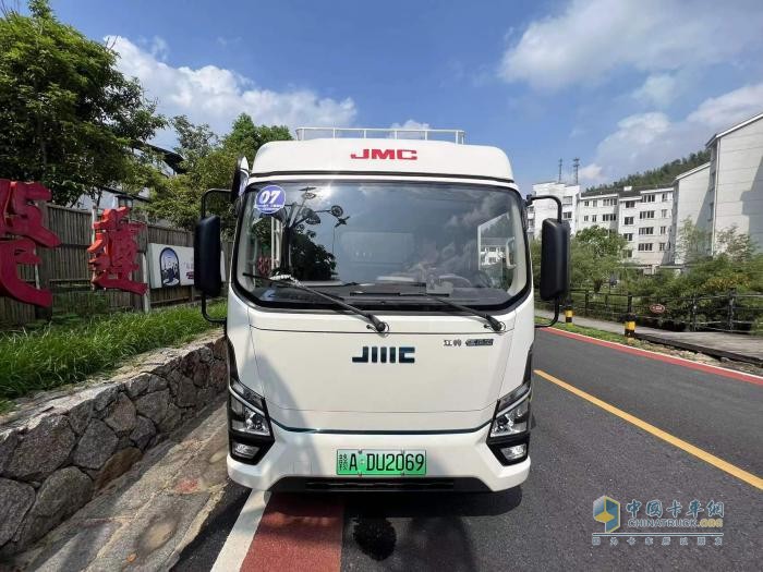 四大纯电首发技术 全面解决卡友痛点 江铃E路达成为城配“香饽饽”
