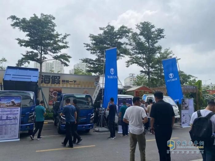 飞碟汽车加强西南地区营销工作 小工程自卸（金牛）系列产品强势推进