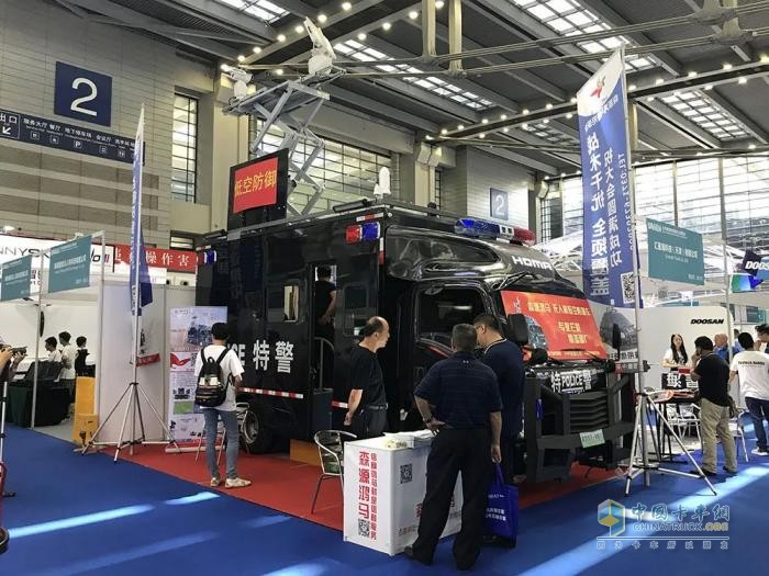 森源鸿马无人机指挥车：应急与安防领域的智慧中枢