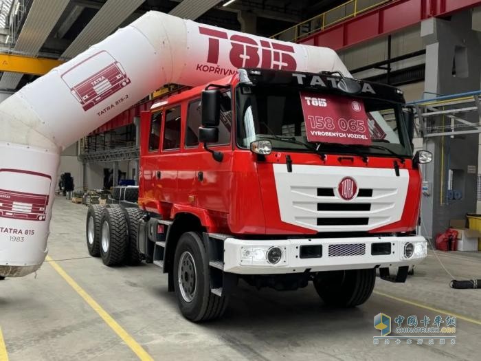 捷克消防新力量:第三代Tatra Force消防车