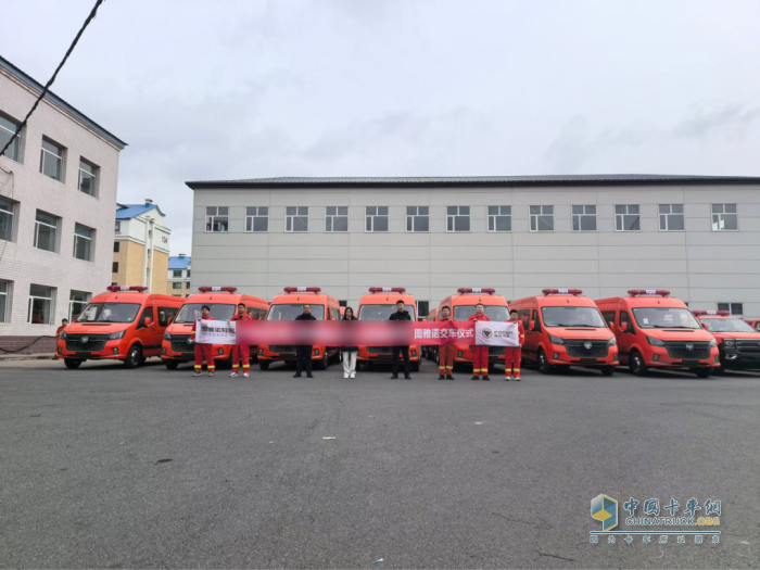 交车！图雅诺森防运兵车开启森林防火新征程