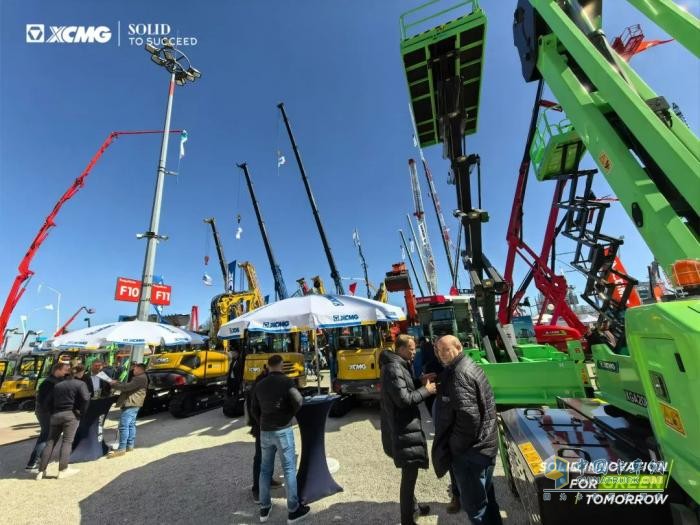 在欧洲、为欧洲！徐工集团携“中国方案”闪耀德国宝马展Bauma 2025
