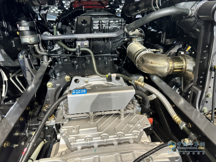 单趟多拉800公斤！乘龙H7 Pro 6×2 冷藏车助你领“鲜”冷链！