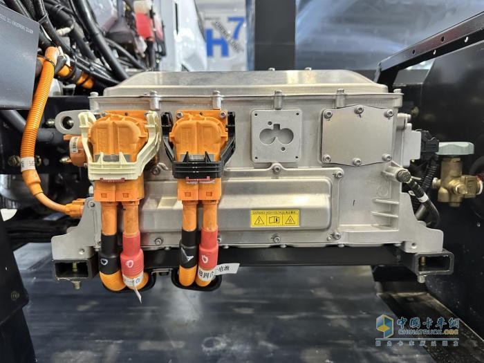 580km高续航 百公里气耗≤6.67kg，乘龙翼威2 CNG增程轻卡来袭！