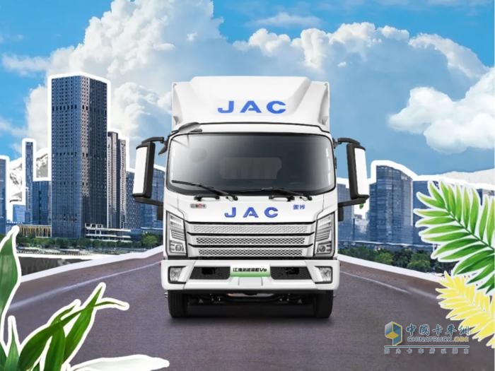 江淮新能源轻卡EV9：快充18分钟，胜任全场景