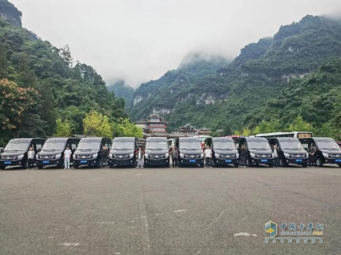 峰峦新程，悦享出行：图雅诺客运产品批量交付张家界