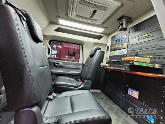 森源鸿马前突通信保障车全地形通信能力筑牢救援生命线