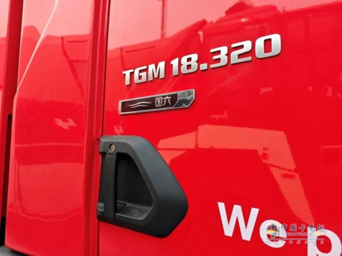 曼恩城市主战消防车