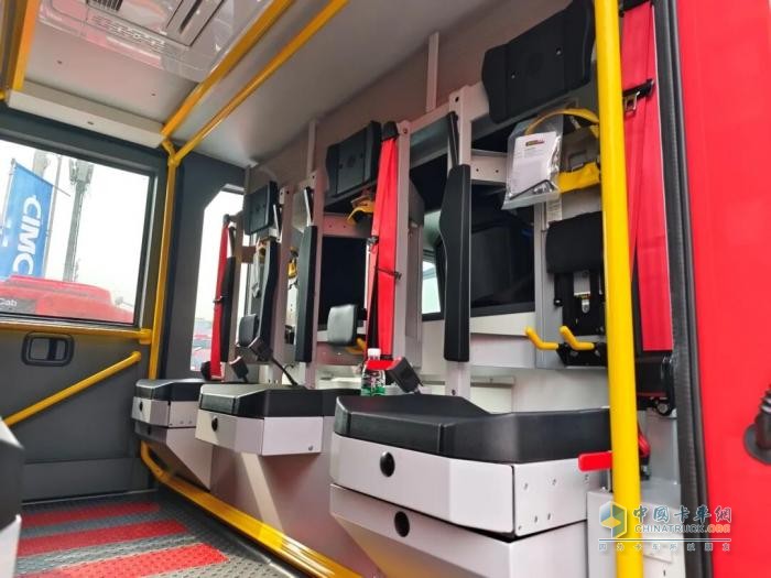 曼恩城市主战消防车