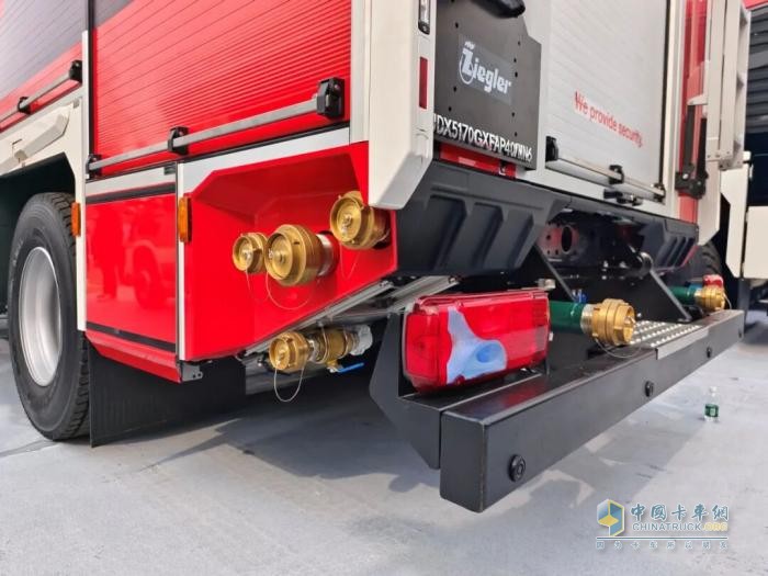 曼恩城市主战消防车