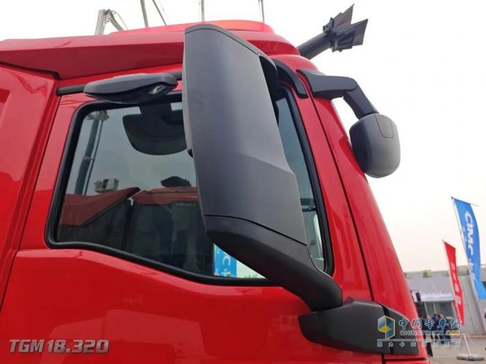 曼恩城市主战消防车