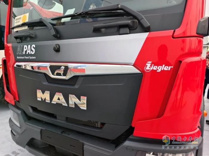 曼恩城市主战消防车