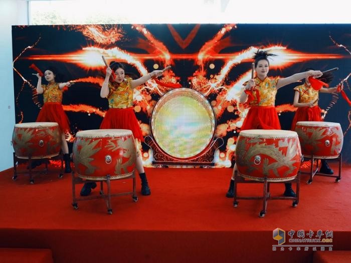 奇瑞商用车好用生态体验店落户石城并盛大开业