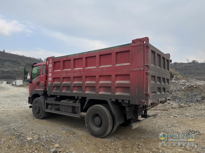 陕汽德龍G500征战创富路，硬实力赢得贺师傅信赖