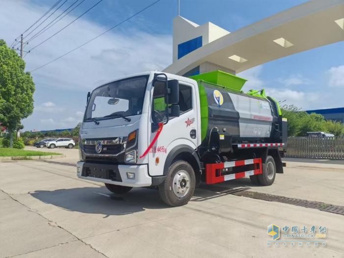 买车选东风，清污更轻松—东风股份新一代清洗吸污车震撼来袭
