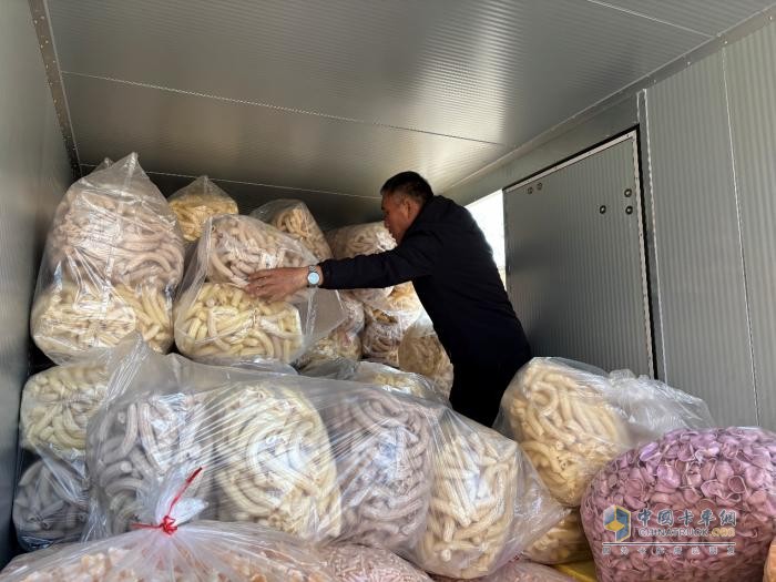 运输老兵迎来“新战友”，大赞祥菱V5新能源省钱又省心！