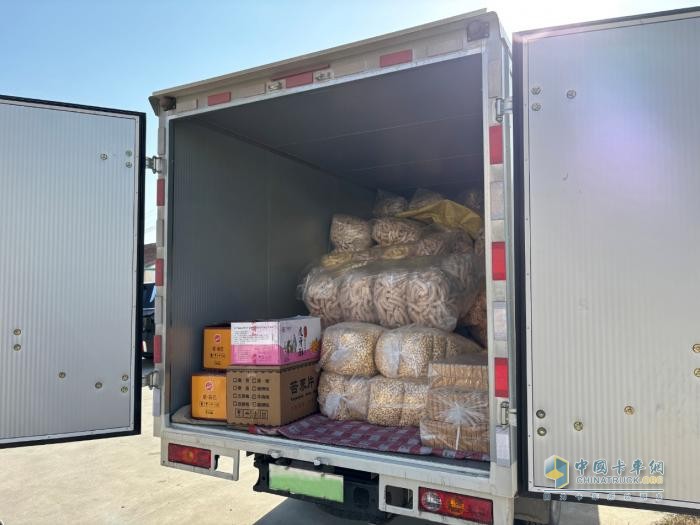 运输老兵迎来“新战友”，大赞祥菱V5新能源省钱又省心！