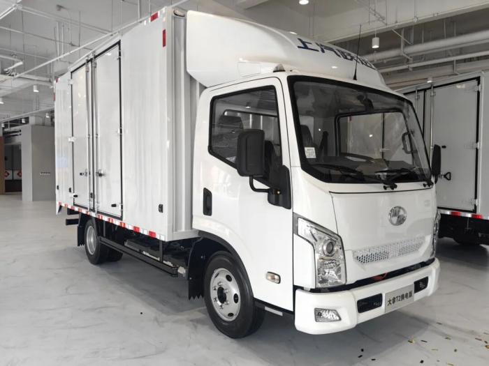 上汽跃进智电新品重磅亮相