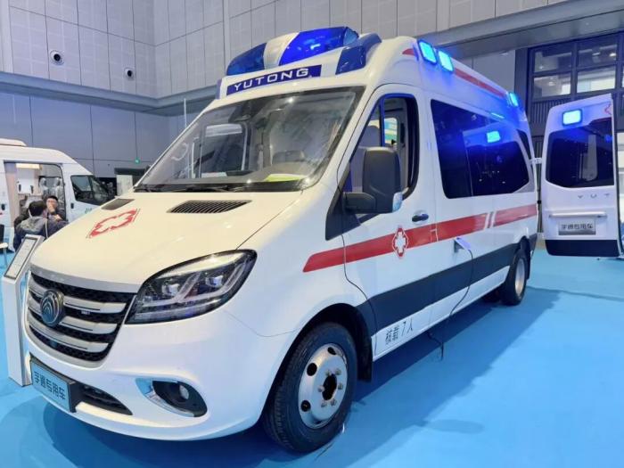 宇通医疗车亮相上海国际医博会，实力诠释移动医疗新价值