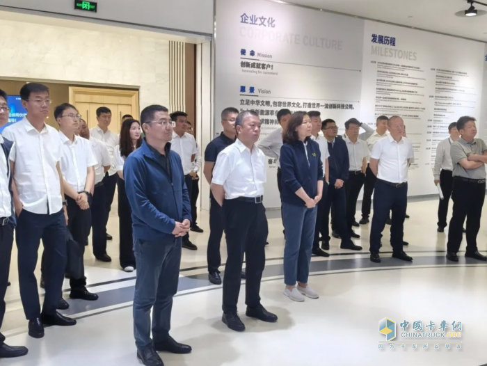解放新能源轻卡经销商座谈会成功召开 持续推进新能源轻卡高质量发展