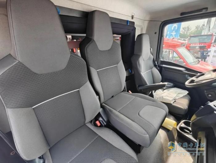 曼恩城市主战消防车