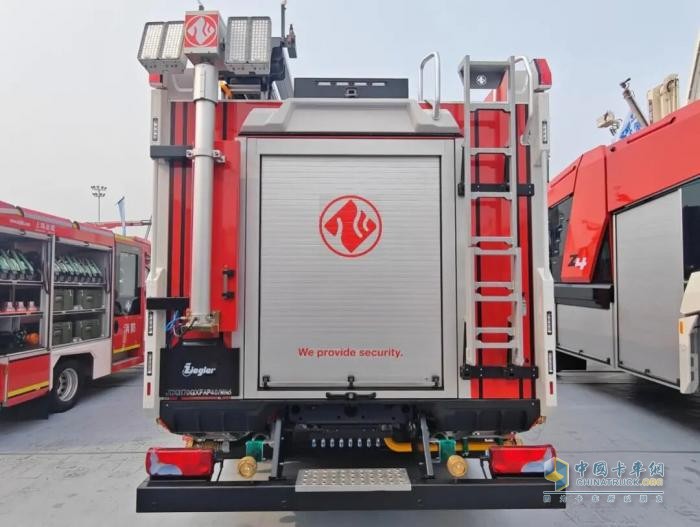 曼恩城市主战消防车