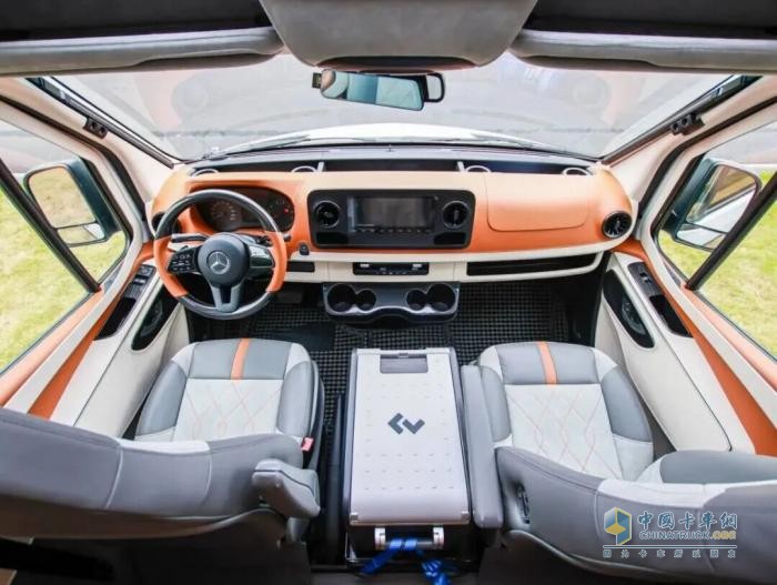 上海见！宇通房车亮相第 24 届上海国际房车展