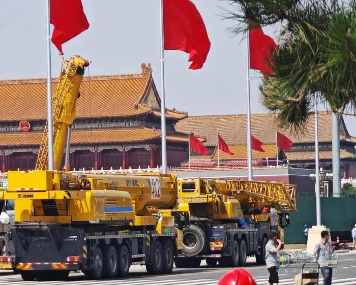 见证荣耀时刻！徐工成套装备硬核保障，杨东升受邀现场观礼