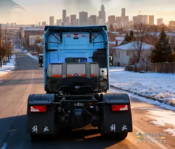 运营有解放J7，长途变享受~